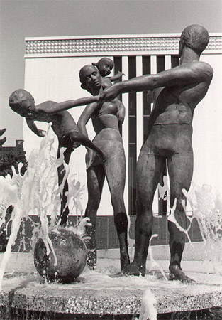 Richard H. Ellis - Sculptural Fountains